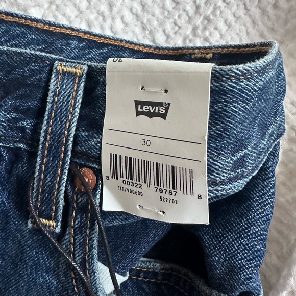 NWT Levi’s Ribcage Jean Shorts - Picture 6 of 7